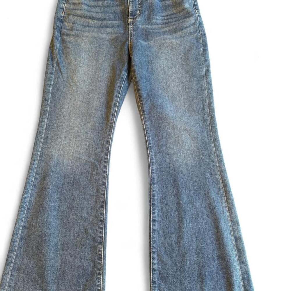 LOFT Slim Flare Jeans Size 6P Distressed Raw Hem